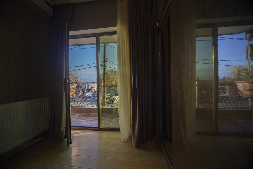 Hotel Nikala Цкалтубо Екстериор снимка