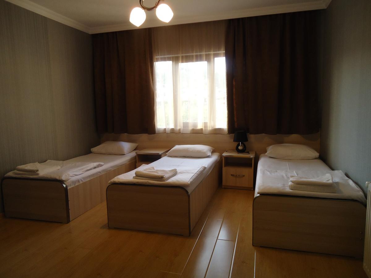 Hotel Nikala Цкалтубо Екстериор снимка